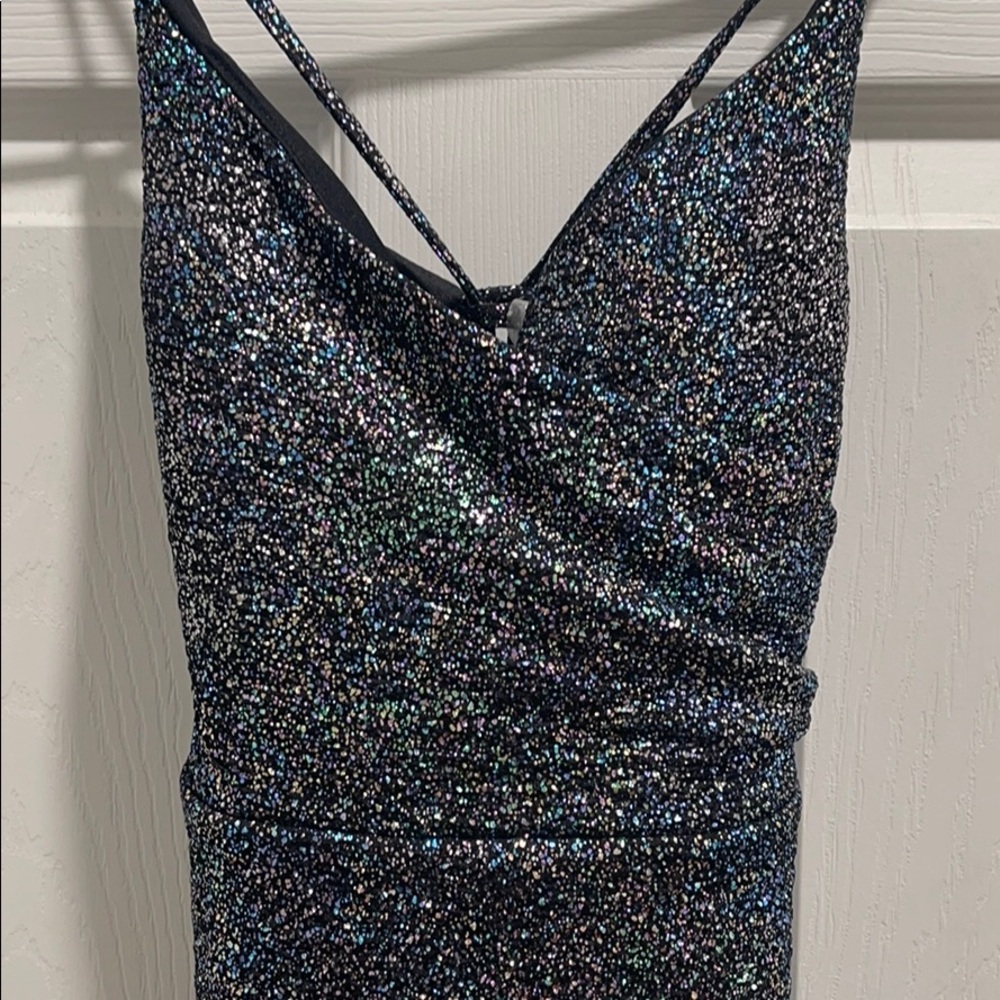 Dress - Picture 3 of 6